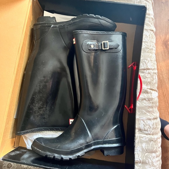 Hunter Huntress Black Gloss Boots - Picture 1 of 2